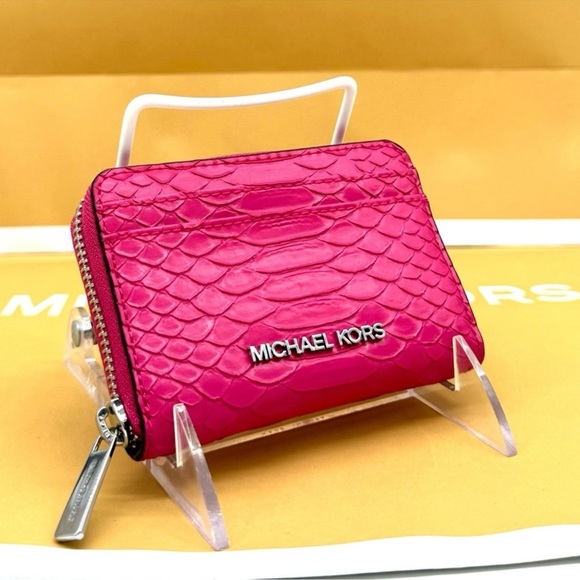 MICHAEL KORS JET SET REED LARGE FLAP BIFOLD SNAP WALLET MK  Michael Kors Medium ZA Card Case Wallet Electric Pink